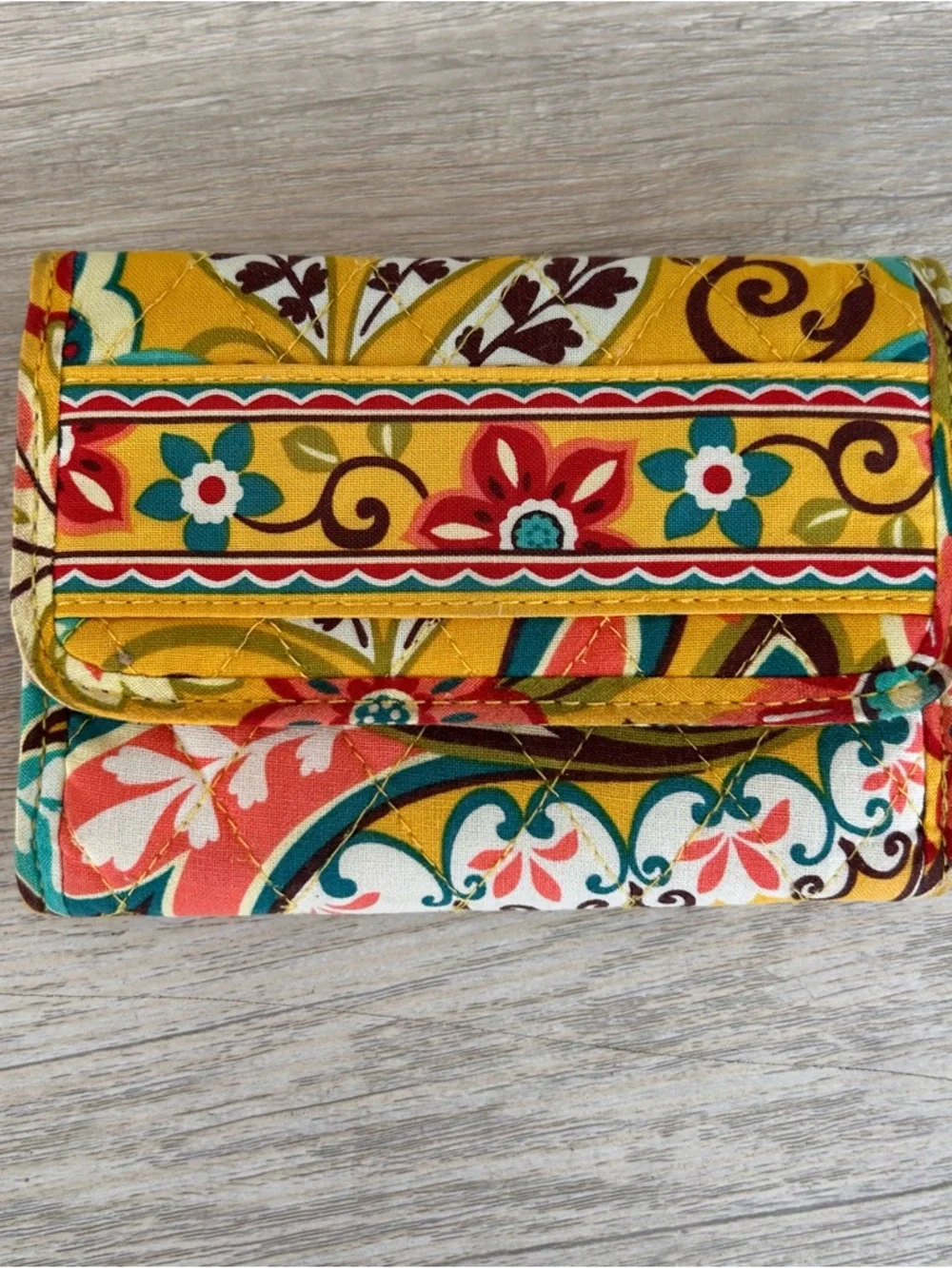 Vera Bradley Wallet Provencal Yellow Paisley Floral Wallet Spring Trifold - Picture 8 of 8